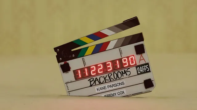 The Backrooms, Backrooms lore, Backrooms explained, Backrooms horror, Backrooms levels, Backrooms creepypasta, Backrooms monsters, Backrooms story, Backrooms game, Backrooms wiki, Found Footage Backrooms, Level 0 Backrooms, Yellow rooms horror,