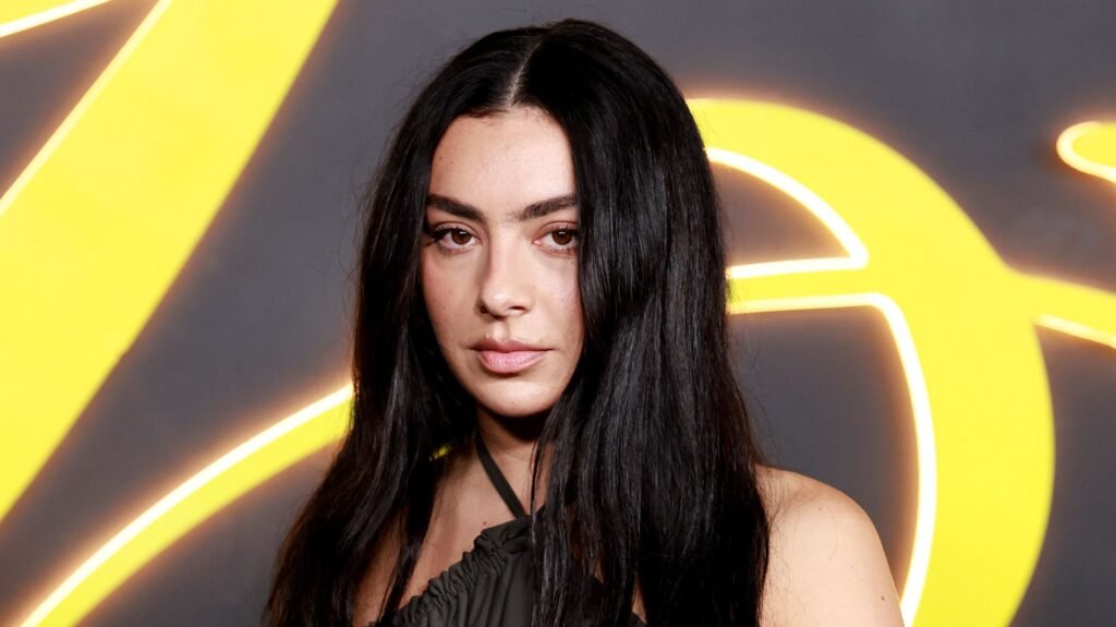 The Moment 2026, The Moment movie, The Moment film, Psychological thriller 2026, Upcoming Hollywood movies 2026, Suspense drama film, Real-time thriller movie, The Moment storyline, Movie analysis, Film reviews 2026,